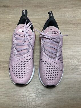 Nike Air Max 270 sneakers size 7Y